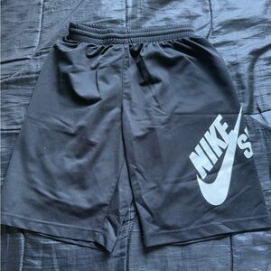 Nike SB Boys Black Shorts